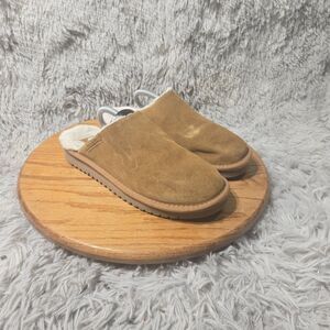Koolaburra by UGG Classic Chestnut Brown Suede Shearling Lined Womens Size 8